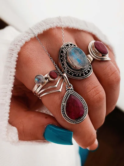 Ruby 'Indira' ring