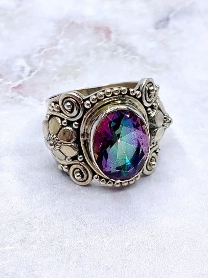 Mystic Topaz 'Queen' ring
