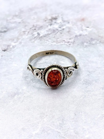 Amber 'Eirene' ring