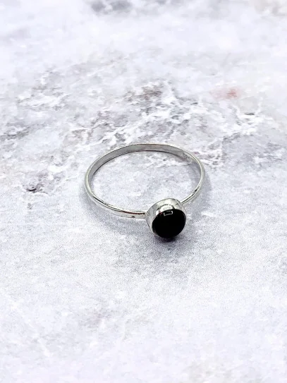 Onyx 'Indira' ring