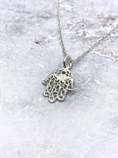 Mini 'Hand of Fatima' necklace