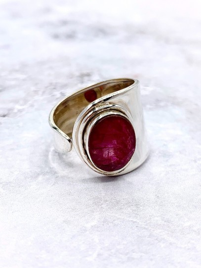 Ruby 'Thailand' ring