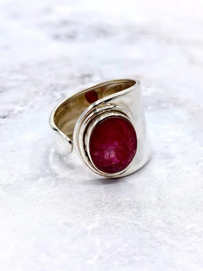 Ruby 'Thailand' ring