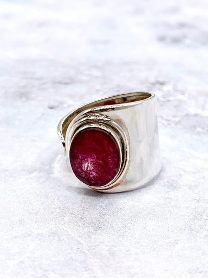 Ruby 'Thailand' ring