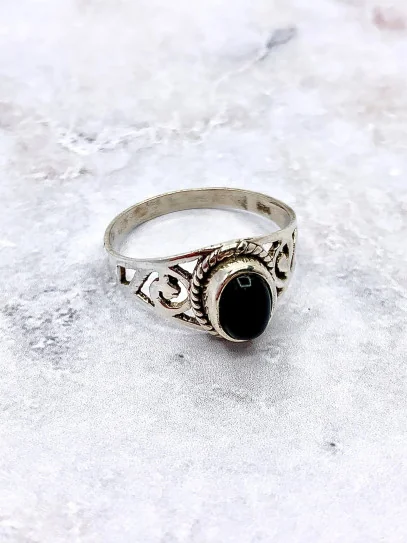 Onyx 'Ethnic' ring