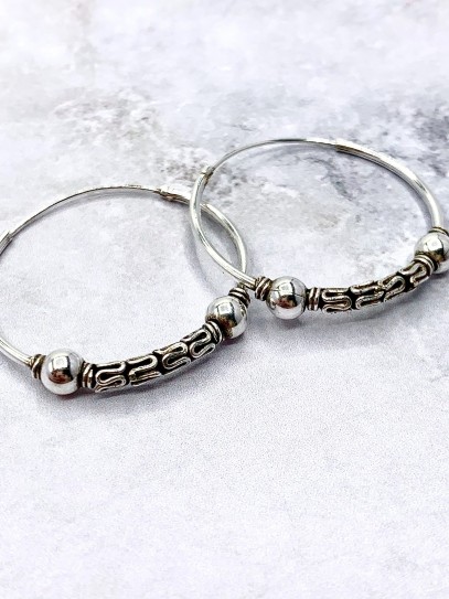 Aros Bali 'Goa Gajah' (26 mm x Plata de ley)