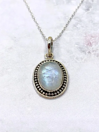 Moonstone 'Carolina' necklace