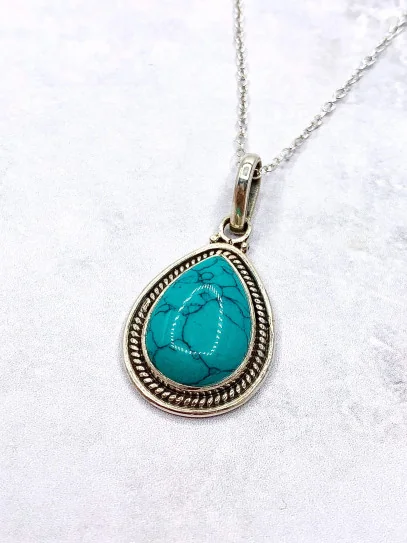 Turquoise 'Amazon' necklace