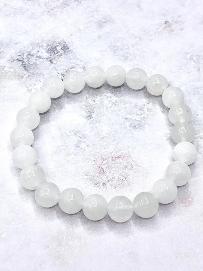 White Quartz 'Asha' bracelet 8mm | Health and cleaning