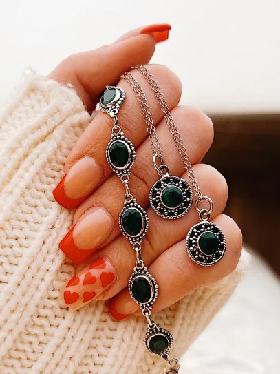 Emerald 'Neela' necklace