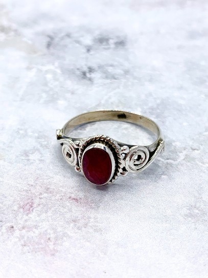 Anillo 'Anahí' de Rubí