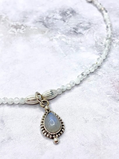 Collaret 'Daya' de Pedra lluna