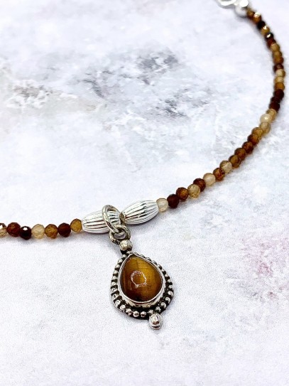 Collar 'Kavita' de Ojo de Tigre