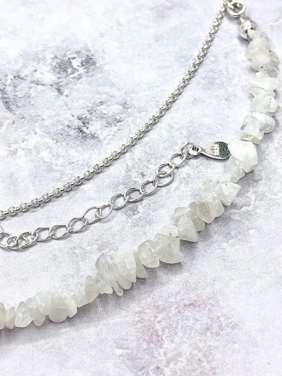 Collar 'Bhaumi' de Piedra luna