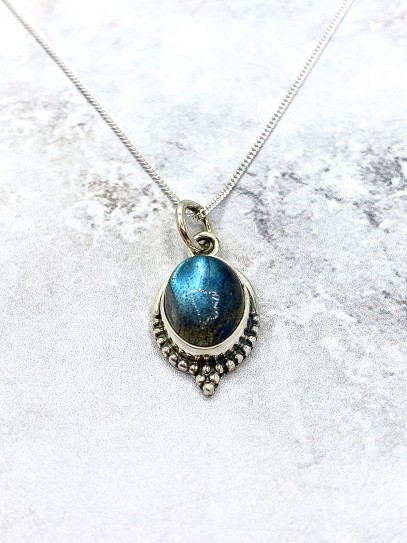 Collaret 'Trishna' de Labradorita