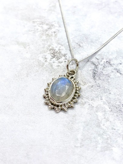 Moonstone 'Kinari' necklace