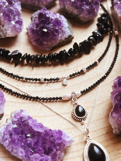 Collaret 'Harsika' d'Ònix negre