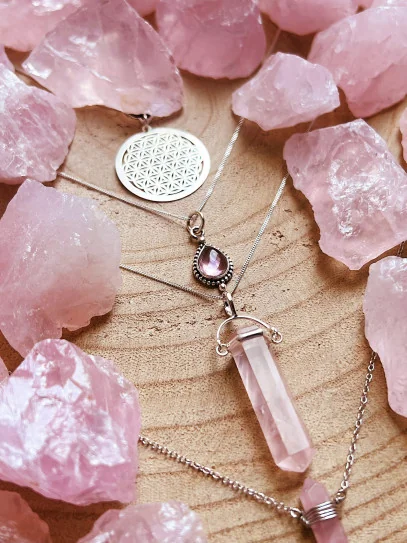 Collar 'Bali tear' de Cuarzo rosa