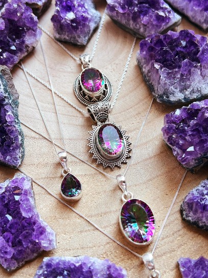 Mystic Topaz 'Aiyana' necklace