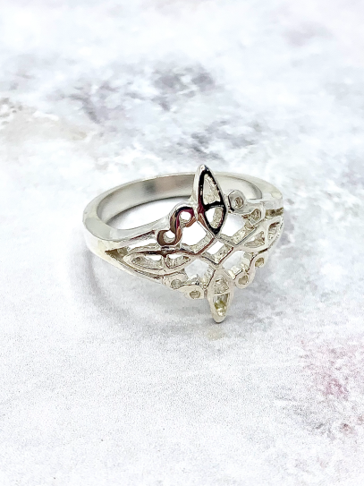Witches Knot 'Agatha' ring
