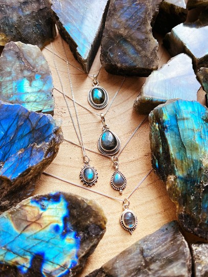 Collaret 'Bali tear' de Labradorita