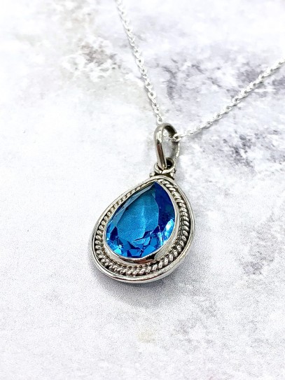 Collaret 'Amazonas' de Topazi blau