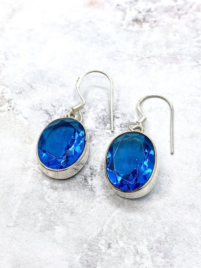 Intense blue Topaz 'Anuri' earrings