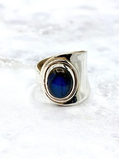 Anillo 'Tailandia' de Labradorita