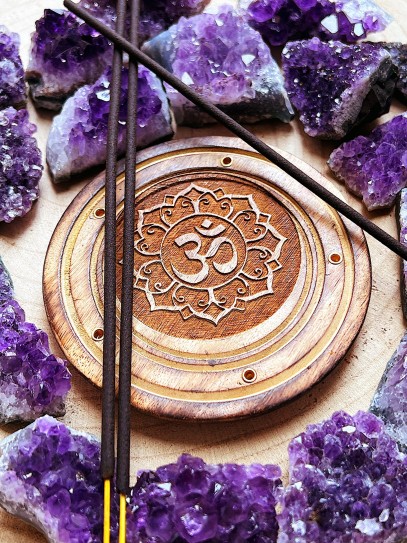Om incense holder