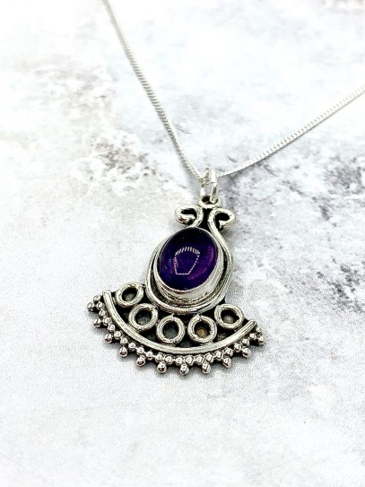 Amethyst 'Sarayu' necklace