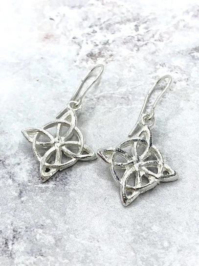 Pendientes 'Dorothy' de Nudo Brujas