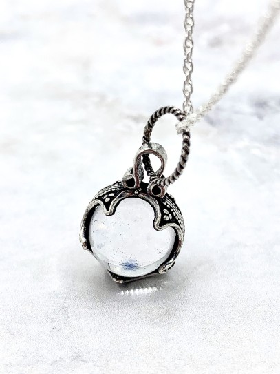 Quartz crystal 'Gotland' necklace