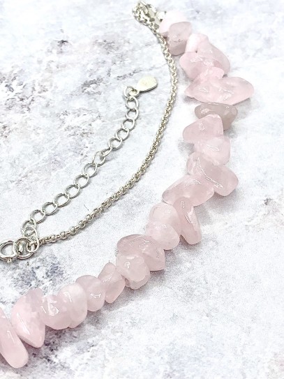 Collar 'Leya' de Cuarzo rosa