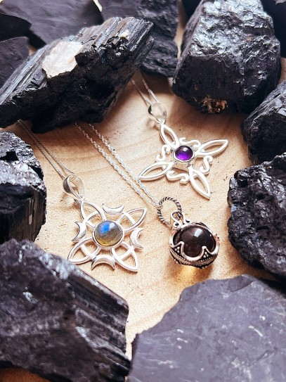 Agate 'Gotland' necklace
