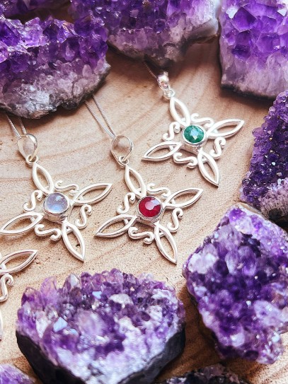 Witches Knot 'Sabrina' Ruby necklace
