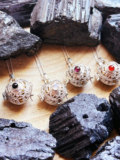 Angel Caller - Carnelian