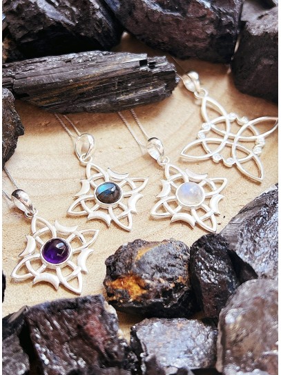 Collaret 'Wanda' de Nus Bruixes i Ametista