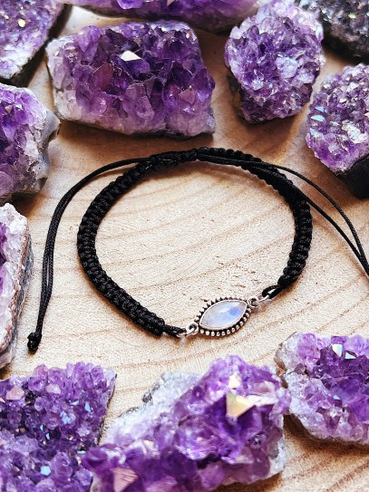 Moonstone 'Navani' bracelet (macrame)