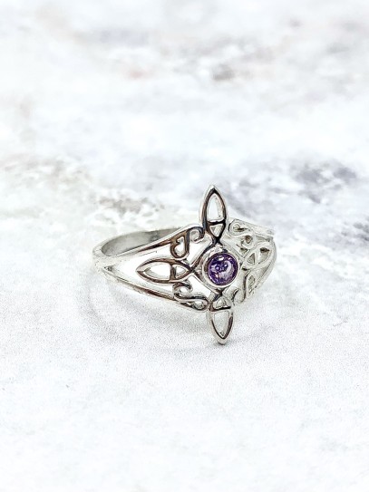 Anillo 'Bridget' de Nudo Brujas y Amatista