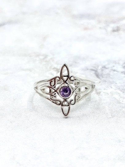 Anillo 'Bridget' de Nudo Brujas y Amatista