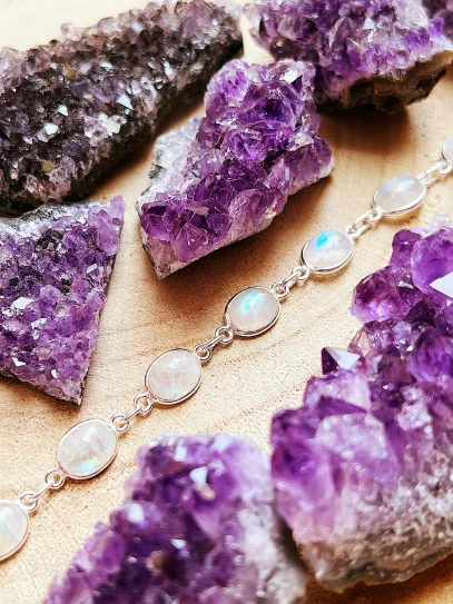 Moonstone 'Anisha' bracelet | Intuition