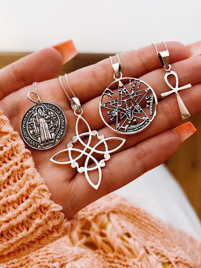 Collar 'Blair' de Nudo Brujas plata