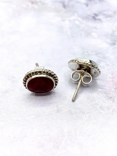 Ruby 'Nilay' earrings