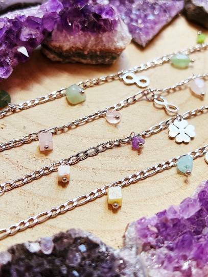 Pulsera 'Denali' de piedra natural variada
