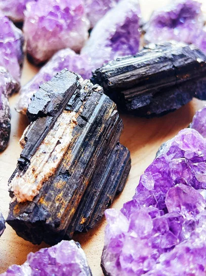 Turmalina en bruto natural - tamaño grande | Protección