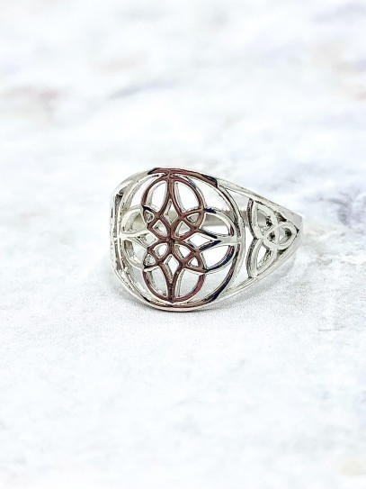 Celtic Knot 'Barthe' ring