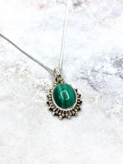 Collar 'Kinari' de Malaquita