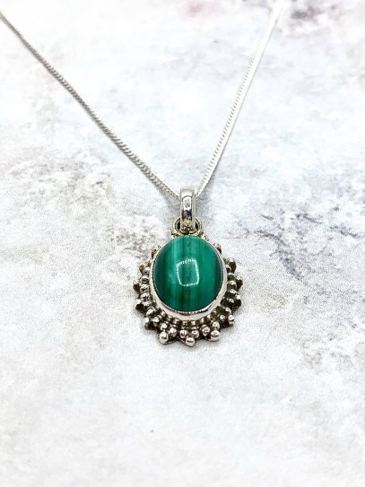 Collar 'Kinari' de Malaquita