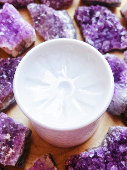 Quemador de aceites esenciales blanco