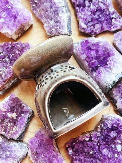 Essential oil burner